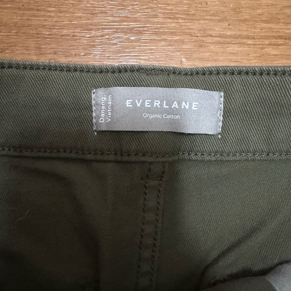 Everlane Utility Organic Cotton Barrel Pant - Picture 3 of 9